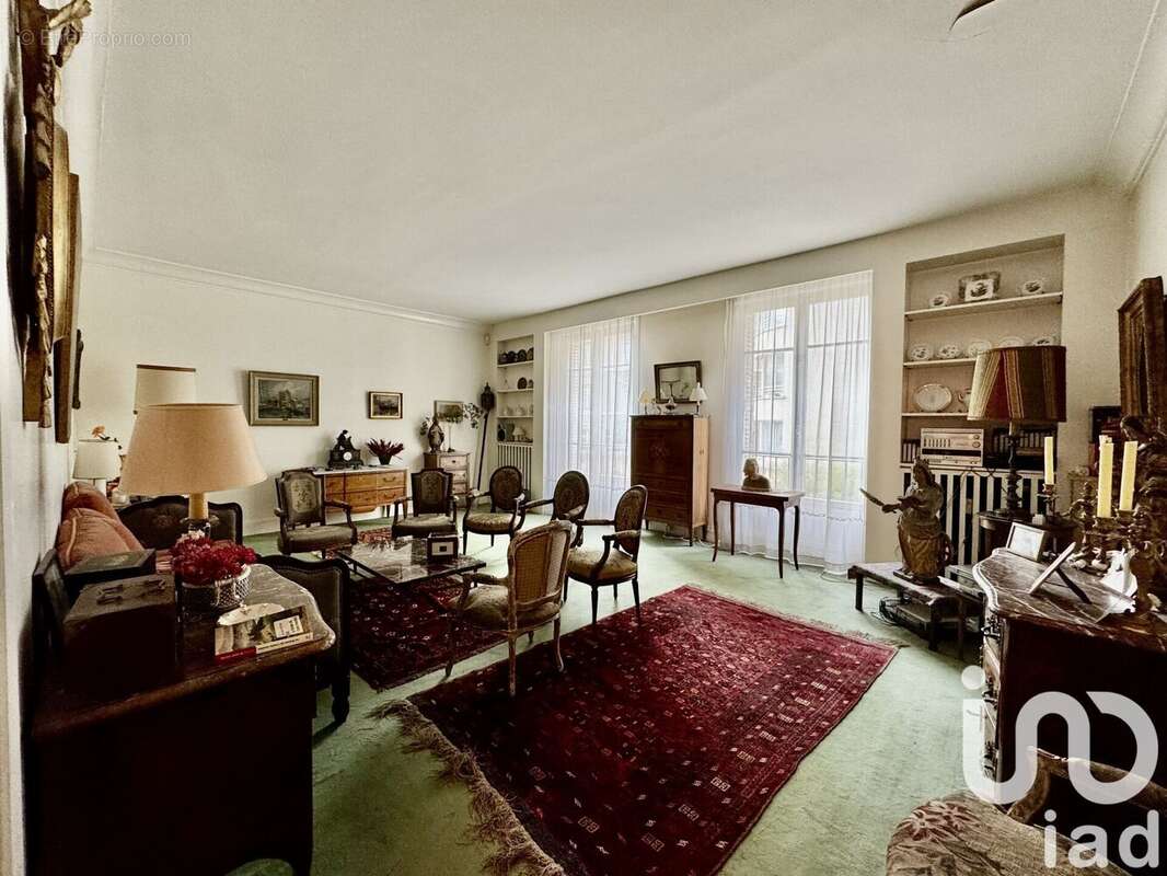 Photo 3 - Appartement à PARIS-16E