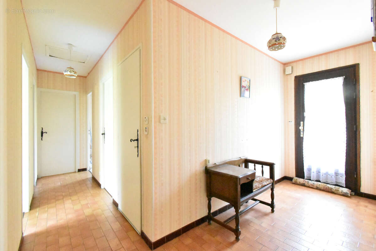 Maison à REMILLY