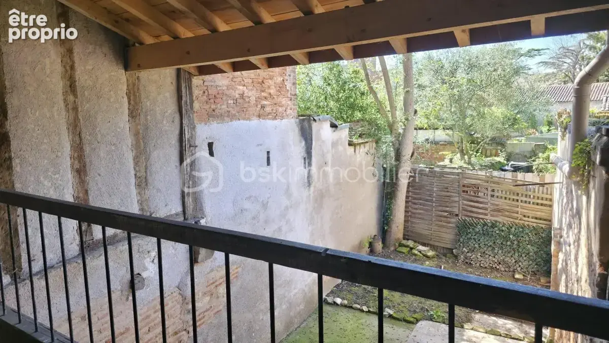 RABASTENS - Maison de ville T3 avec extérieur - photo 12