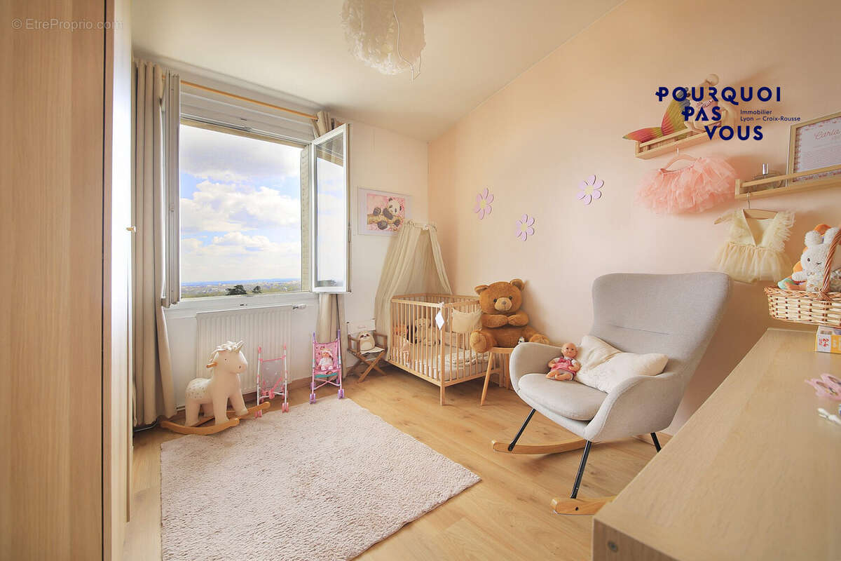 Appartement à RILLIEUX-LA-PAPE