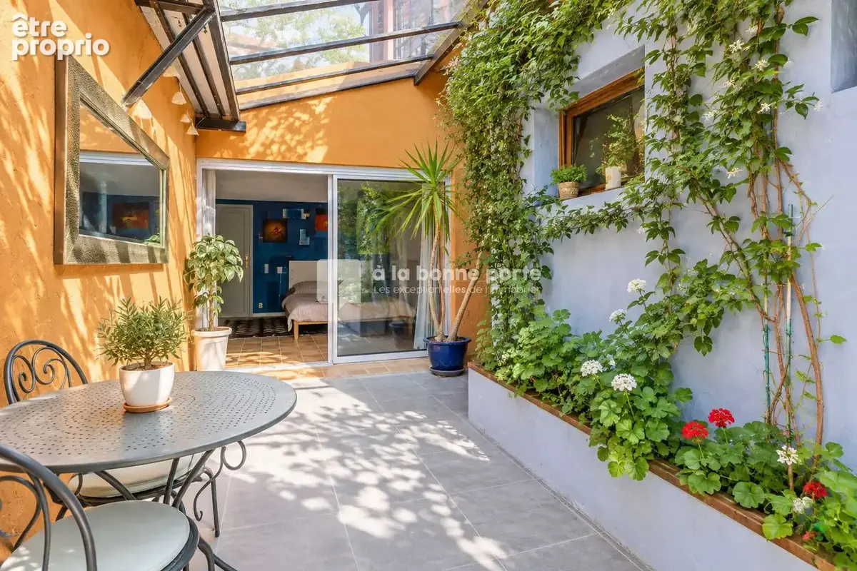 Maison 6 pièces 217 m² à vendre à Le Puy-Sainte-Reparade (13610) - photo 5