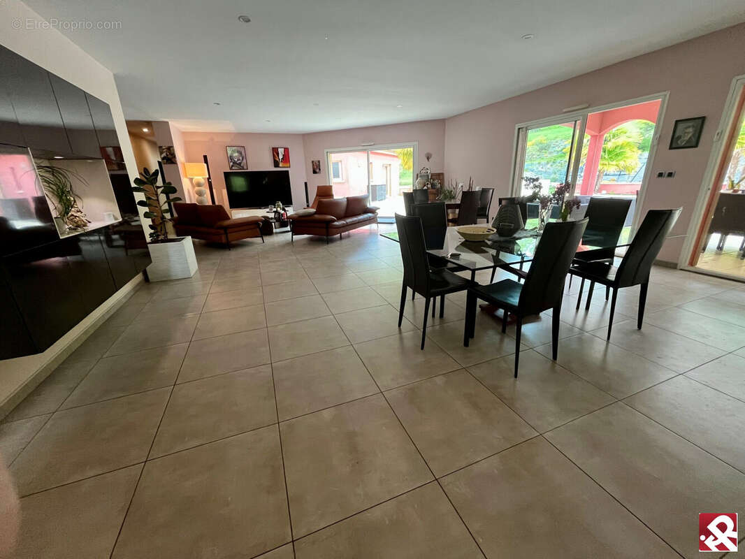 Maison à SAINT-LAURENT