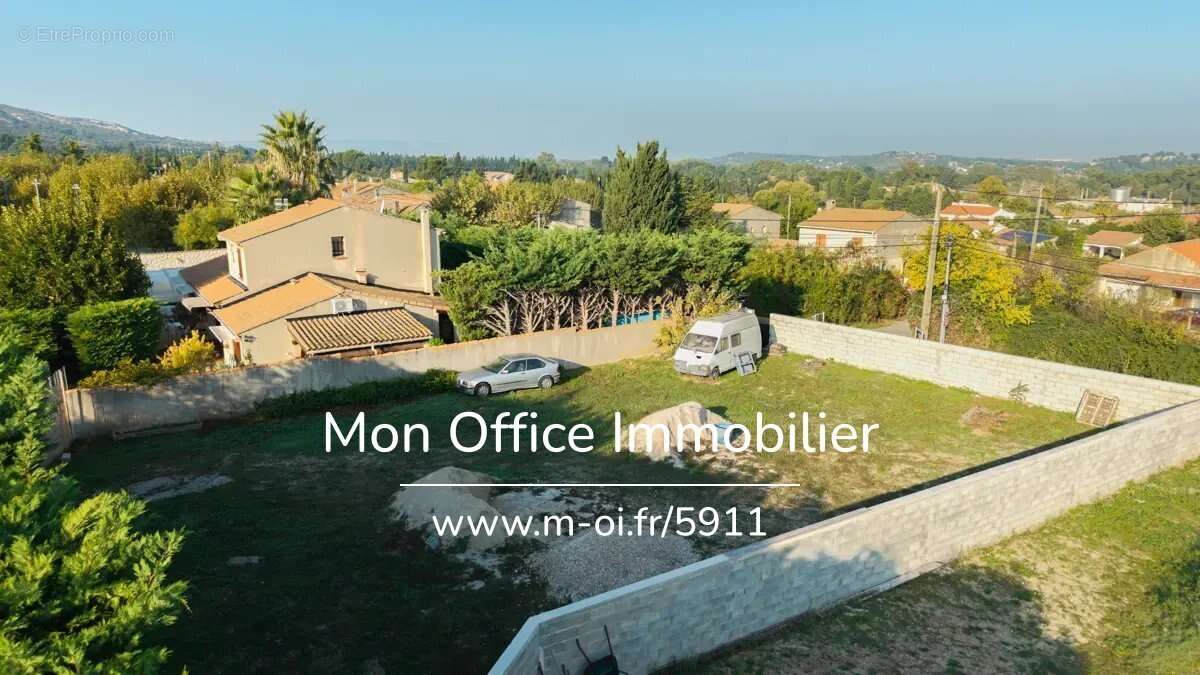 Terrain à LES PENNES-MIRABEAU