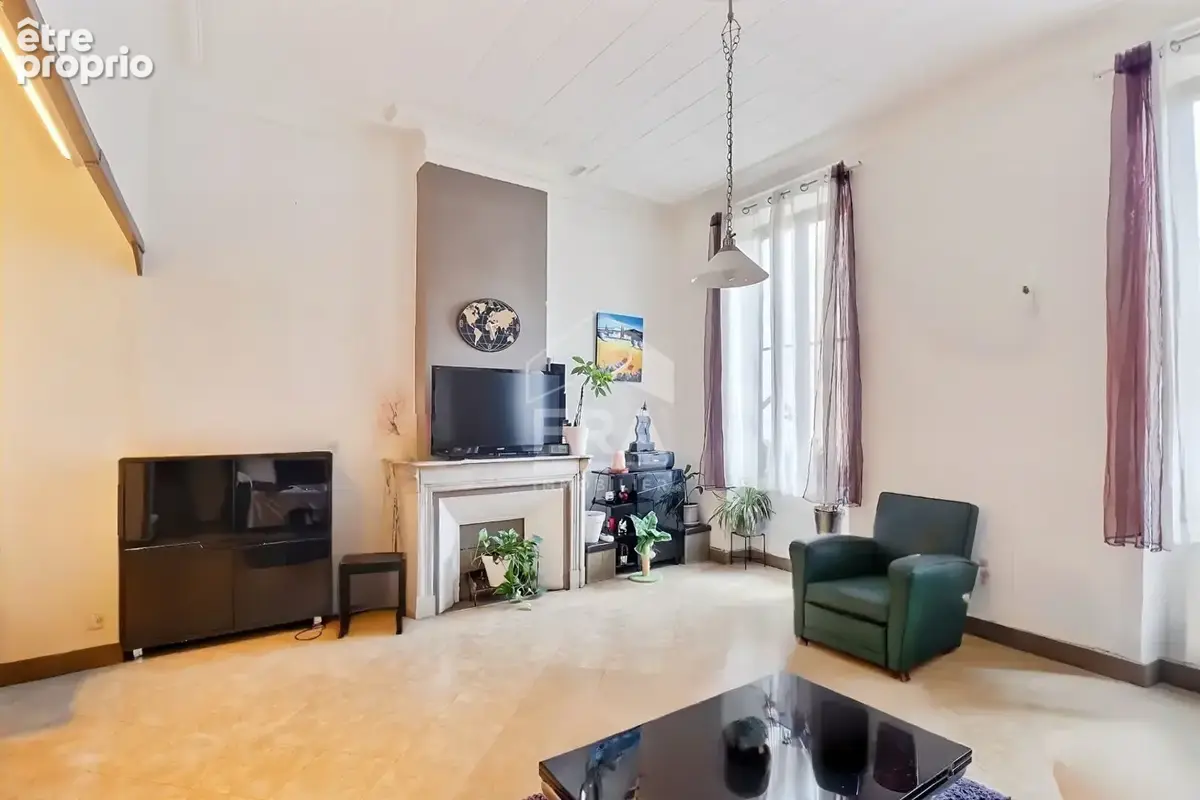 Photo Appartement à Marseille-1e au prix de 260 000€