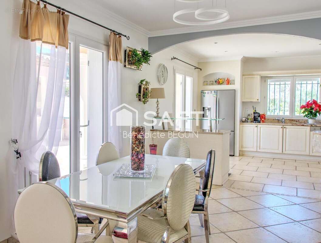 Photo 6 - Maison à MOUANS-SARTOUX