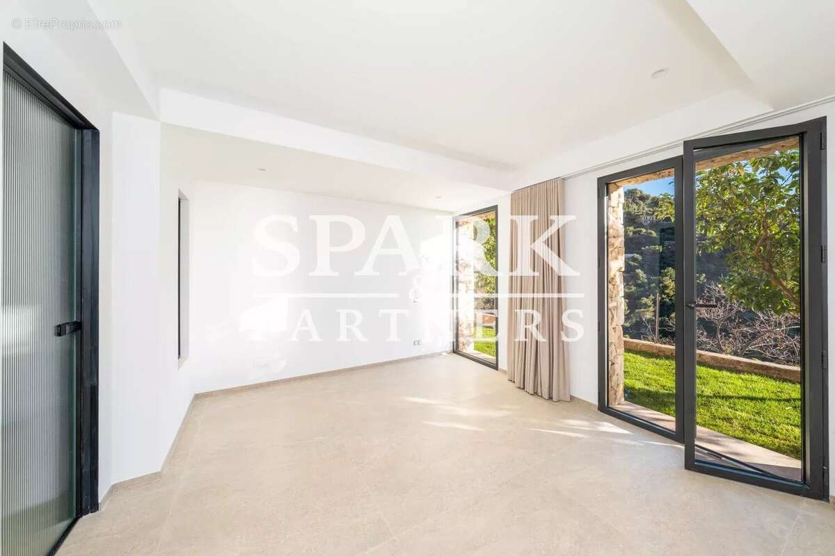 Maison à ROQUEBRUNE-CAP-MARTIN