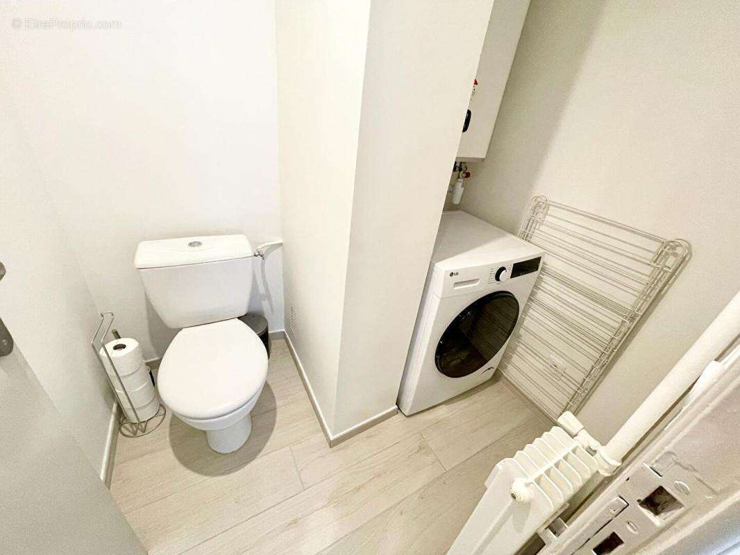 Toulon - Appartement T3 de 55.40 m2 entièrement rénové - photo 8
