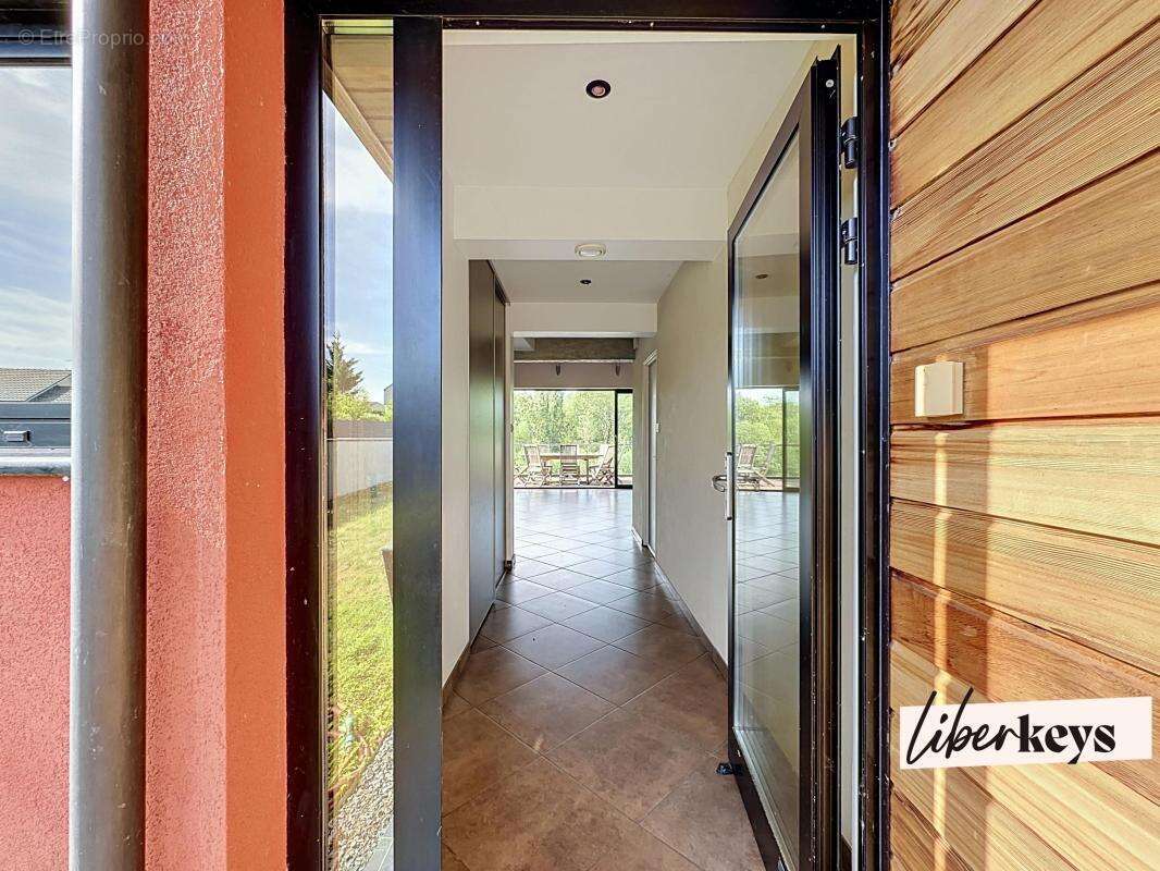 Dommartin-lès-Toul – Maison contemporaine de 5 chambres avec vue dégagée - photo 20