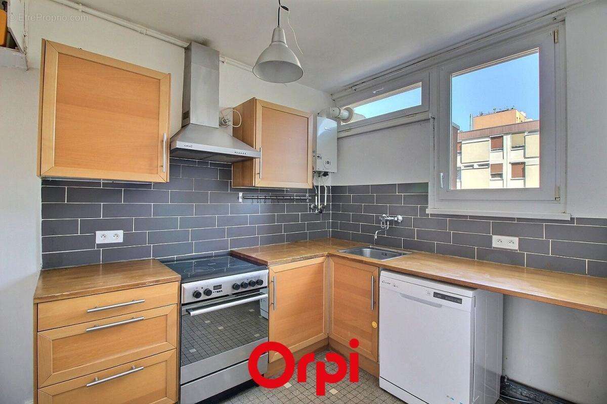 À Vendre : Bel appartement de 69 m² – Strasbourg Neudorf - photo 2