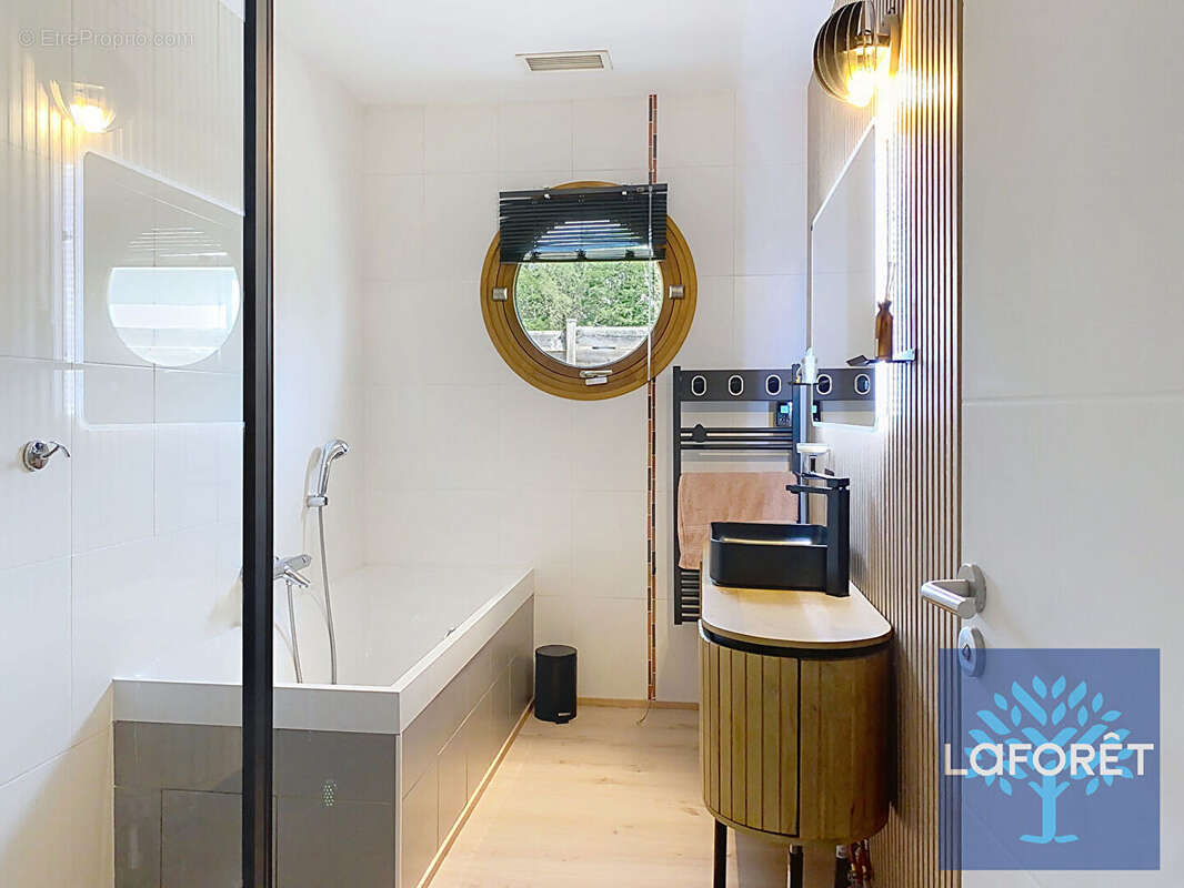 Maison contemporaine environ 195m² avec piscine au coeur de la nature -10 min de Dax - photo 12