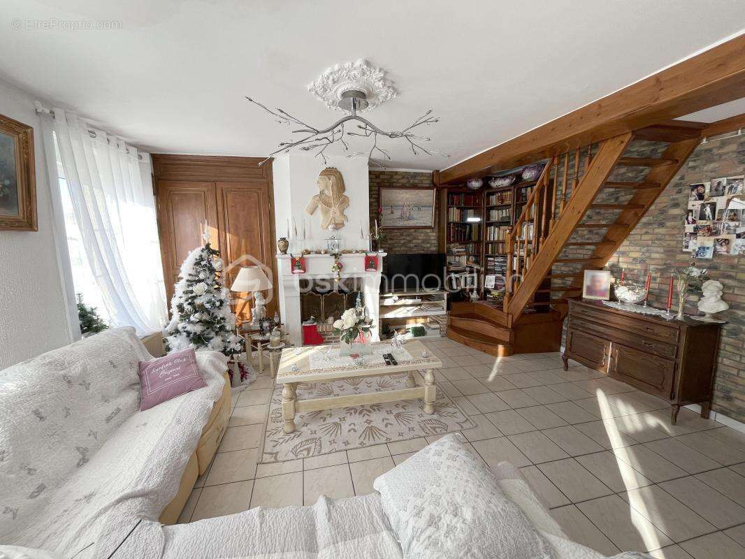 Maison à ENNEVELIN