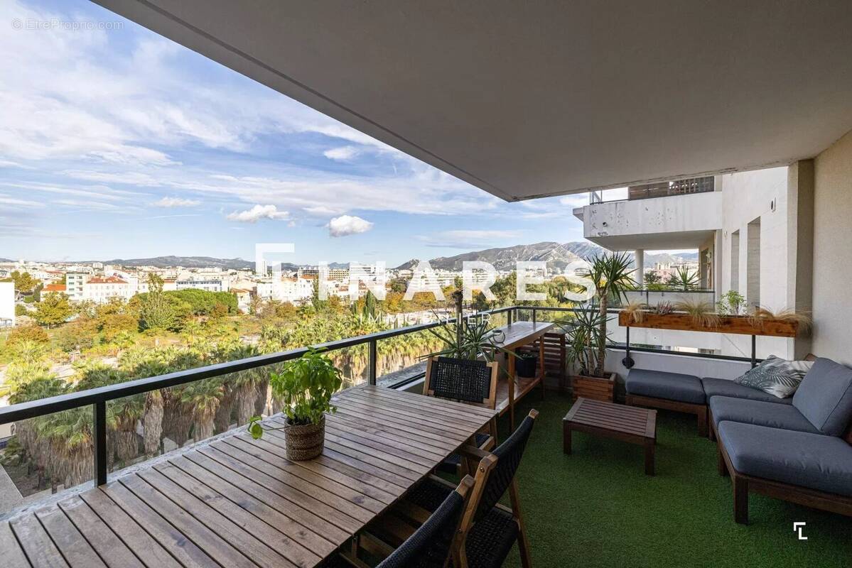Appartement à MARSEILLE-8E