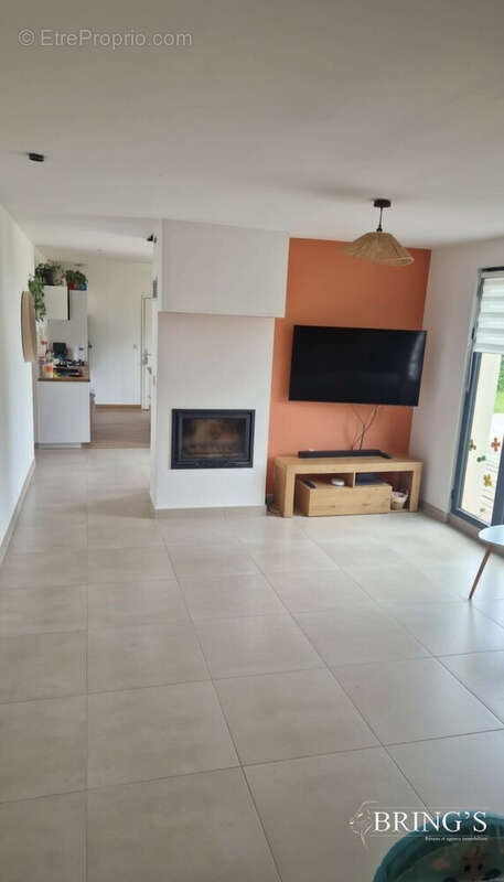 Maison à VITRAI-SOUS-LAIGLE