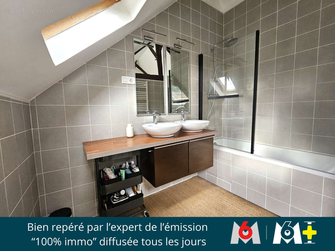 Maison à RAINNEVILLE