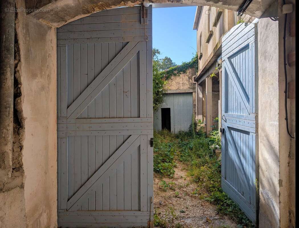 Maison de maître avec appartement indépendant – 259 m² - photo 3
