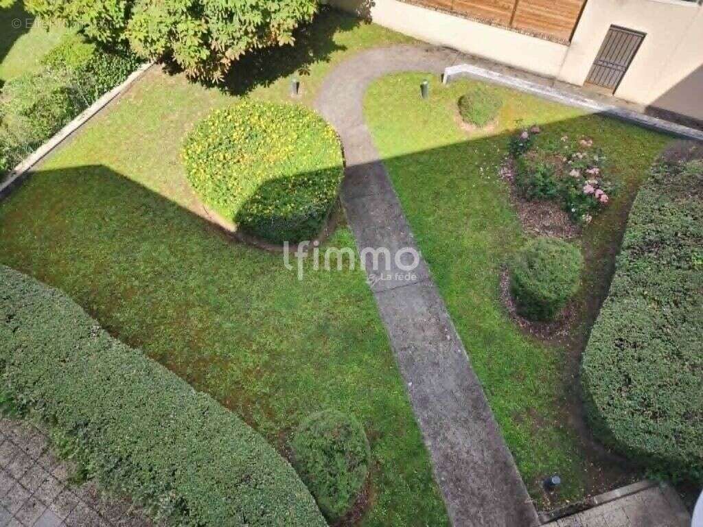 T3 au dernier étage avec balcon et vue dégagée - photo 4