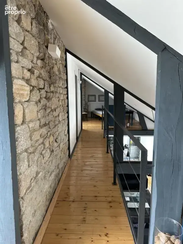 Loft d'exception – 145 m² au sol – Volumes spectaculaires – Charme industriel - photo 16