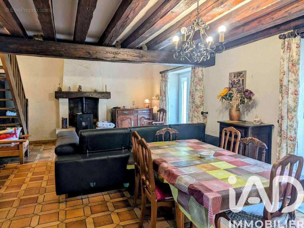 Photo 4 - Maison à FAVERELLES