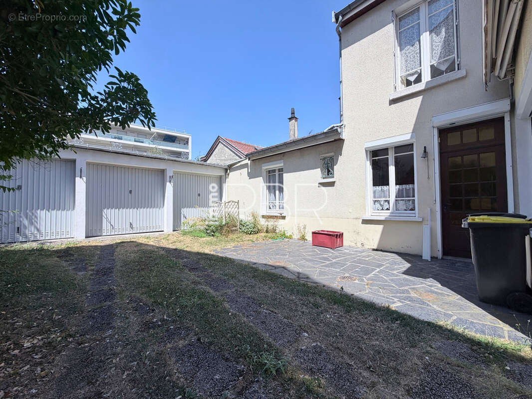 Bétheny maison type 5 + triple garage - photo 2