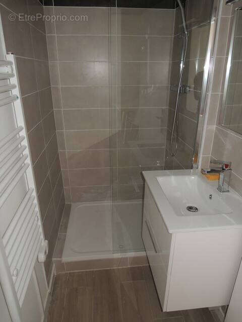 Appartement à MARSEILLE-1E