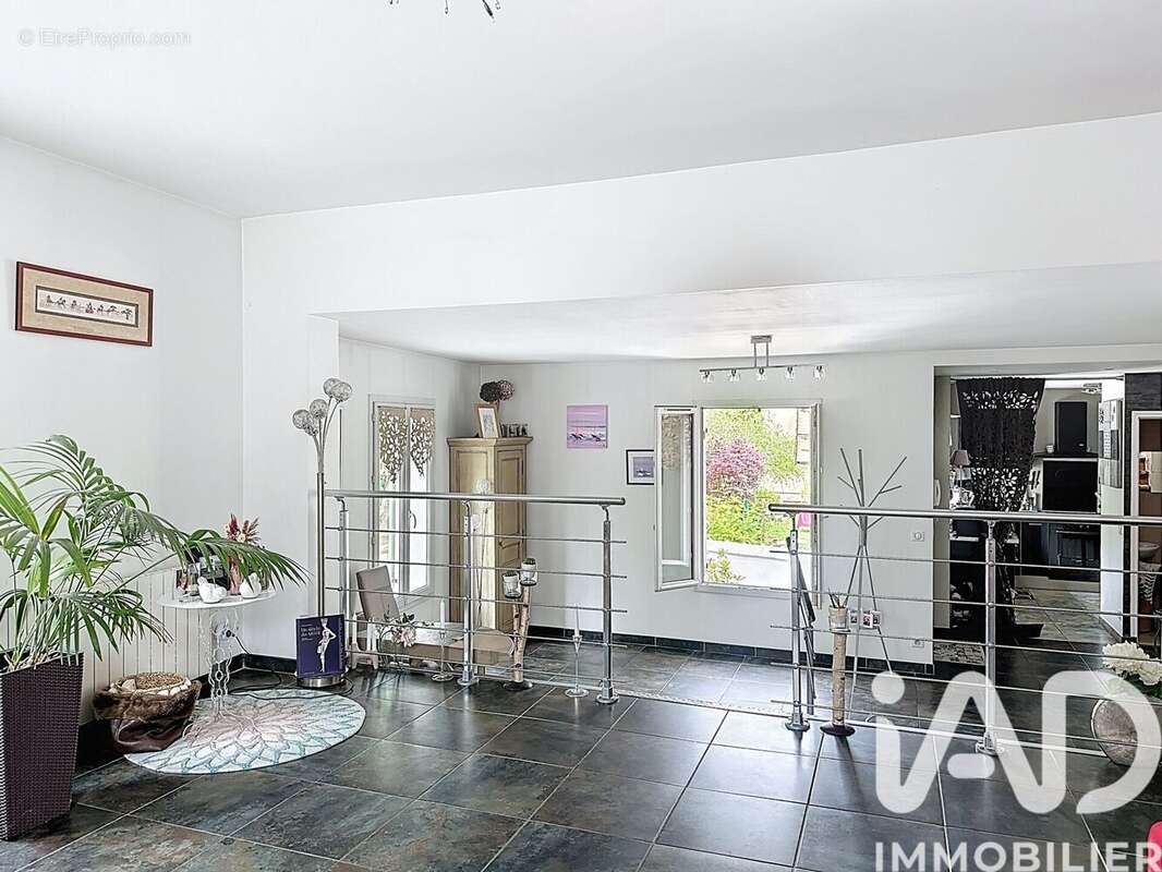 Photo 4 - Maison à LOUVECIENNES