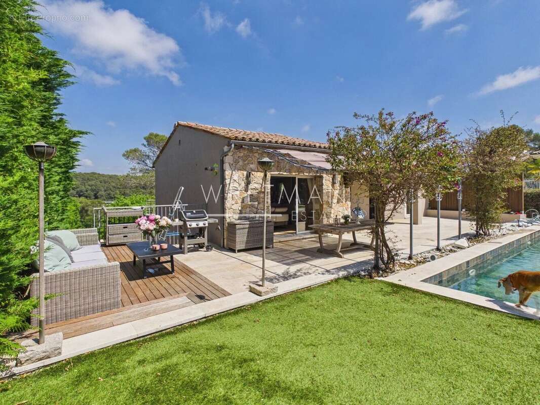 Maison à MOUGINS
