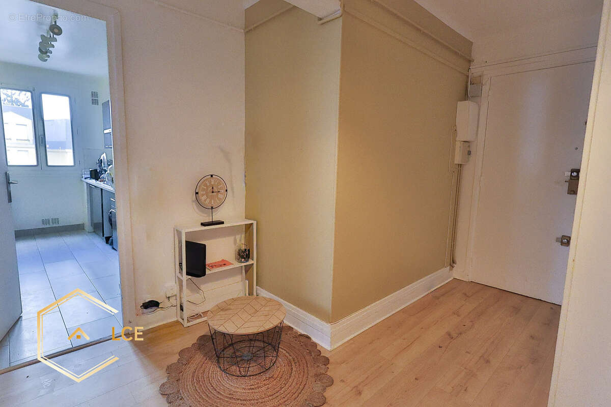 Appartement à CORBEIL-ESSONNES