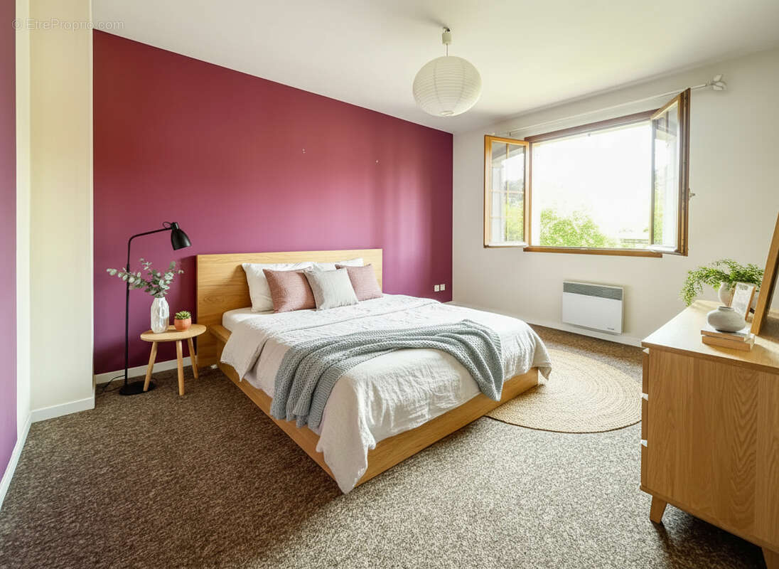 Maison à VERRIERES-LE-BUISSON