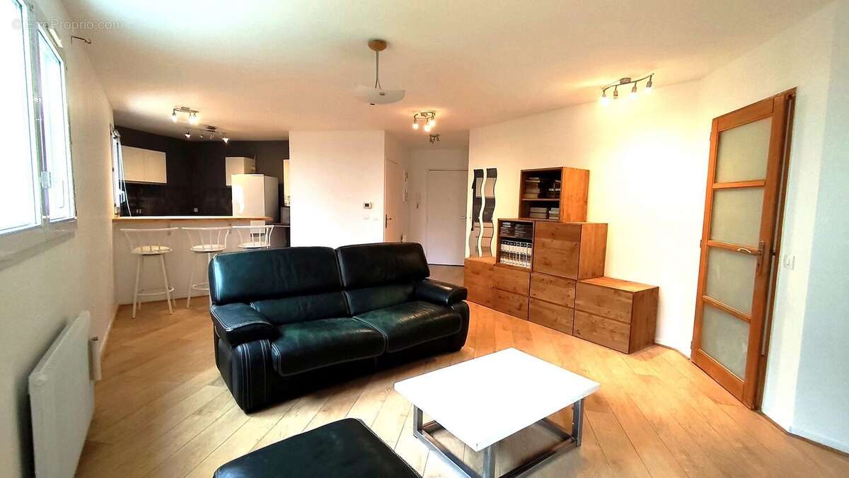 Appartement à ELANCOURT