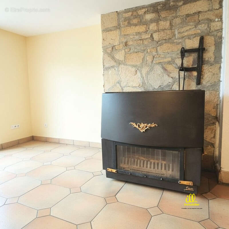 Maison à VIREUX-WALLERAND