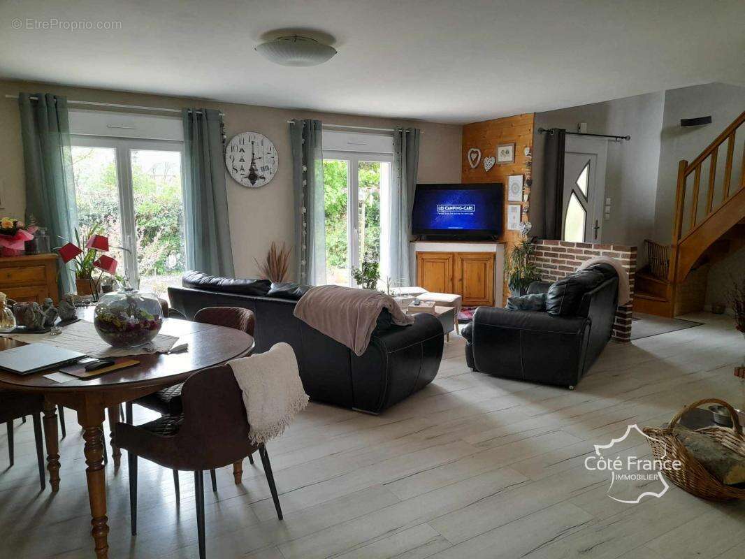 Maison à LA CAPELLE