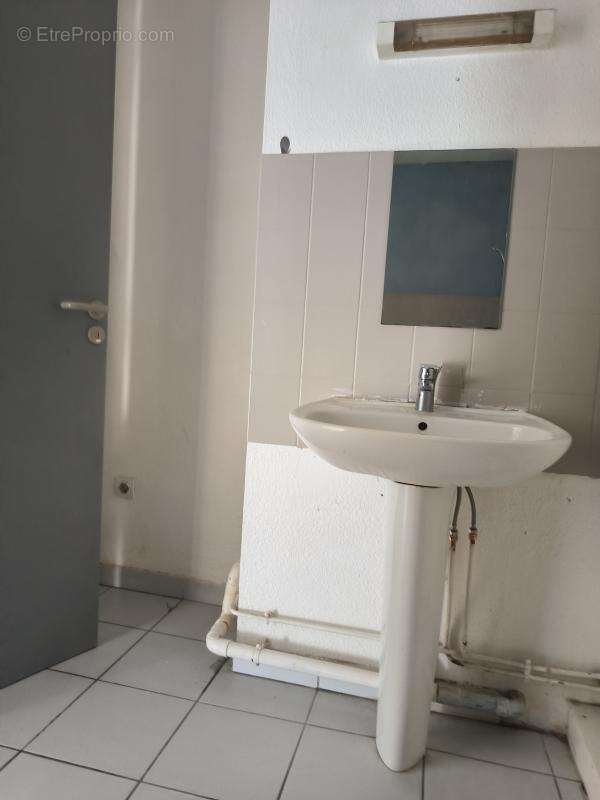 Appartement à SAINT-JEAN-DE-MUZOLS