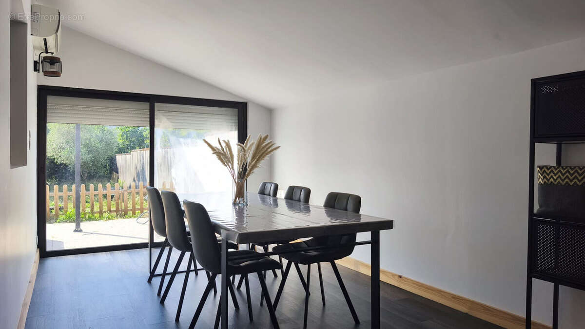 Maison+T2, 9 pièce(s) 155 m2 COGNAC - photo 11