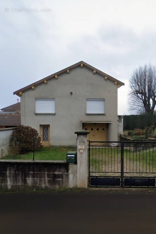 Maison à COLOMBIER-SAUGNIEU