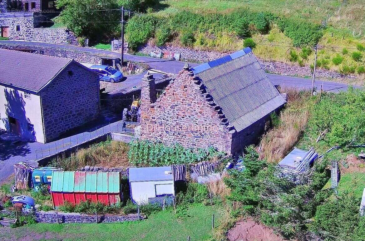 Maison à SAINT-FRONT