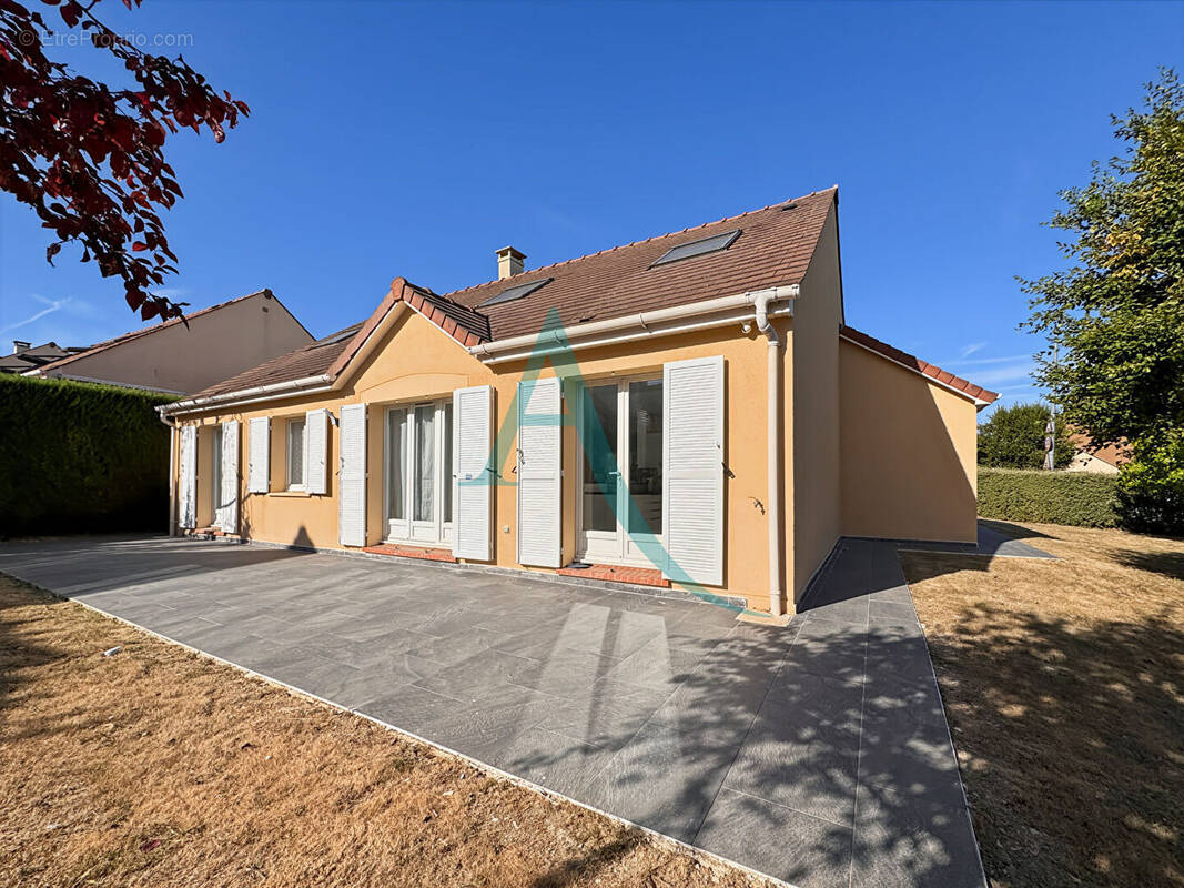 Maison à ORMOY
