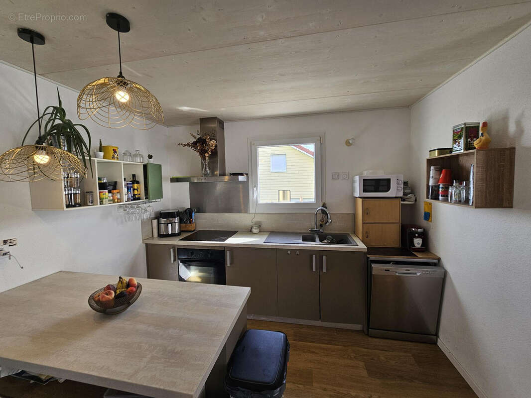 Maison mitoyenne à Etalans - photo 3