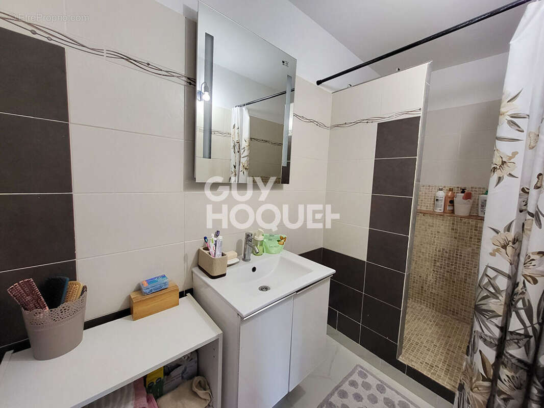 Appartement à LA CELLE-SAINT-CLOUD