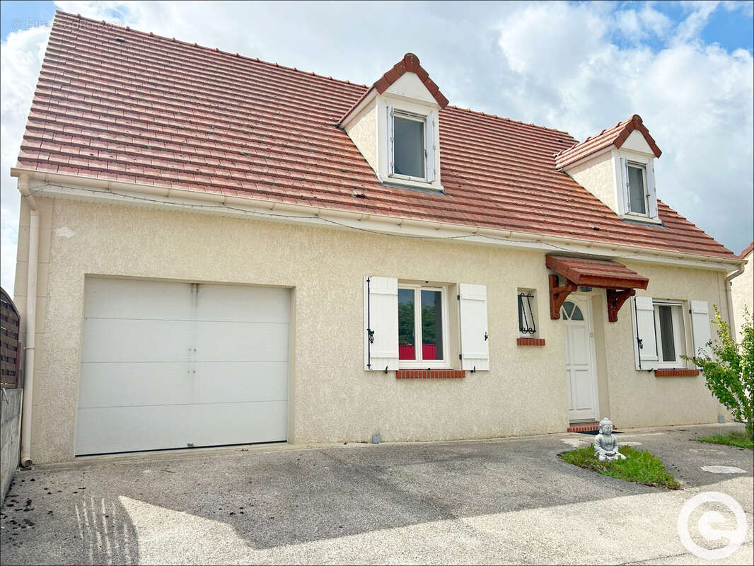 Maison à BRAY-SUR-SEINE