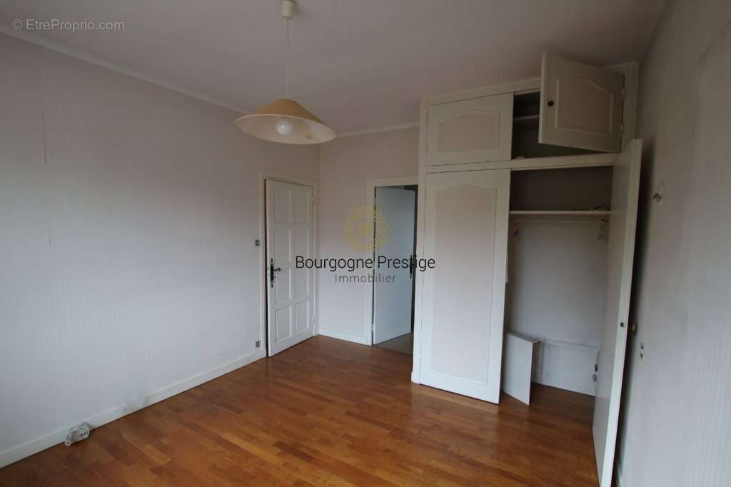Appartement à SENNECEY-LE-GRAND