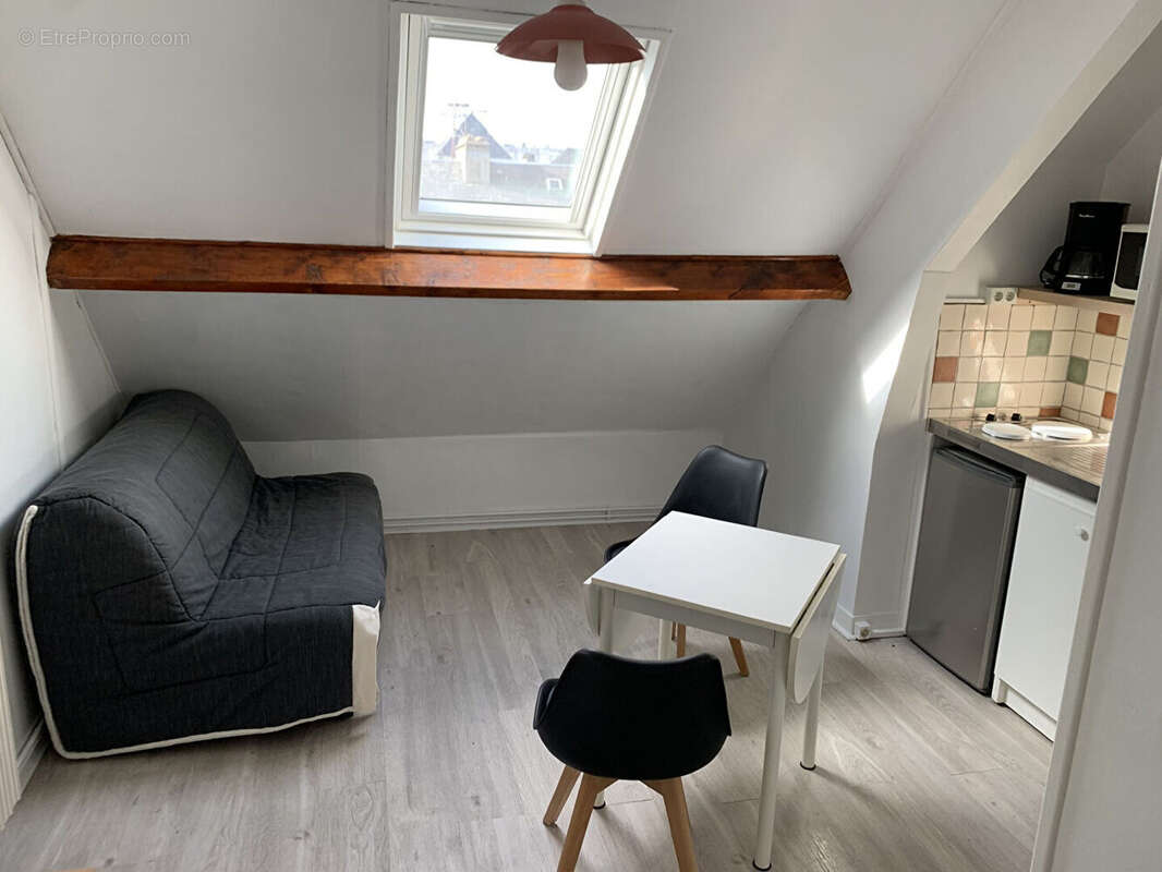 A vendre  dans immeuble en centre ville  4 chambres 50000 saint lo investisseurs - photo 3