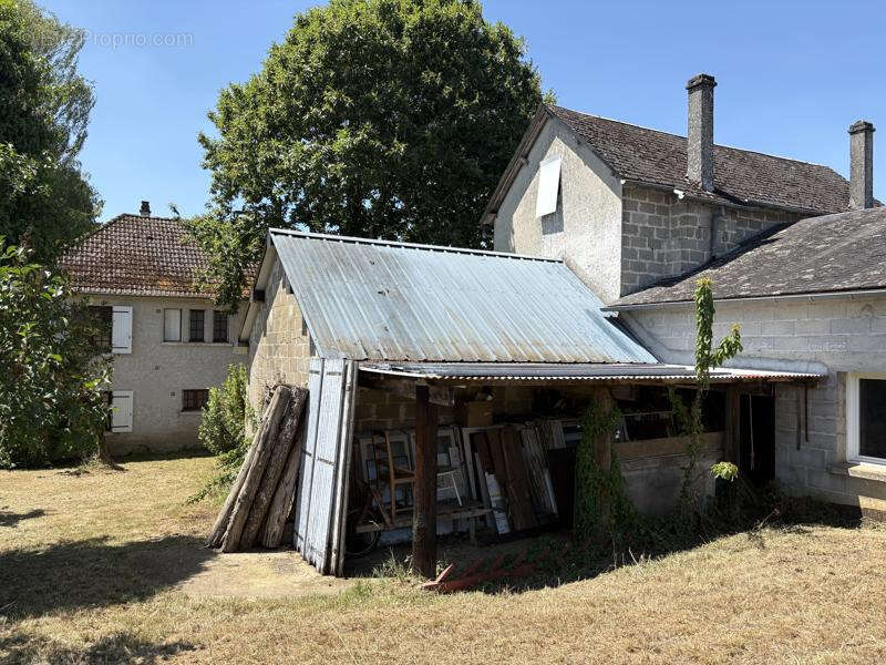 Entre Brive et Limoges, 15 mn accès A20, proche Pompadour centre - photo 25