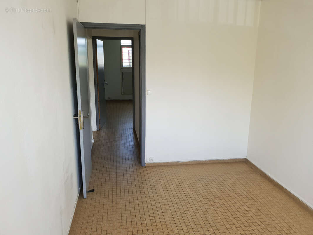 Appartement à LES ABYMES