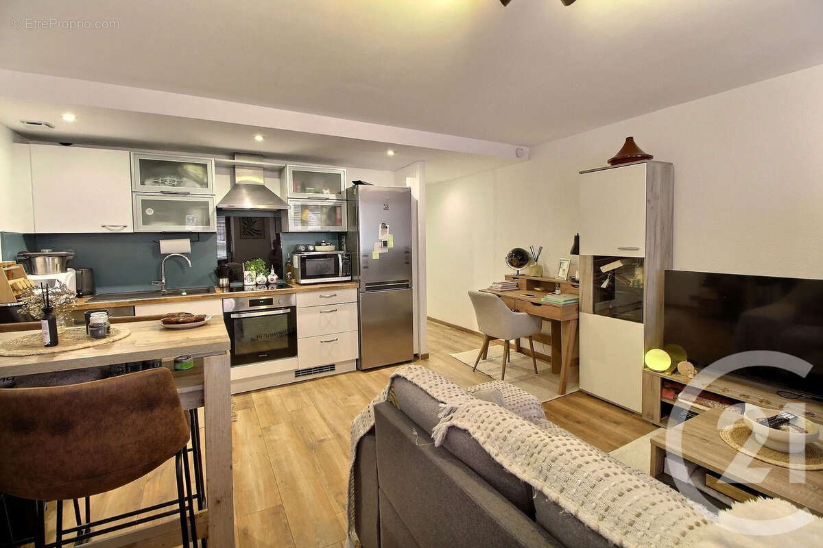 Appartement à EVIAN-LES-BAINS
