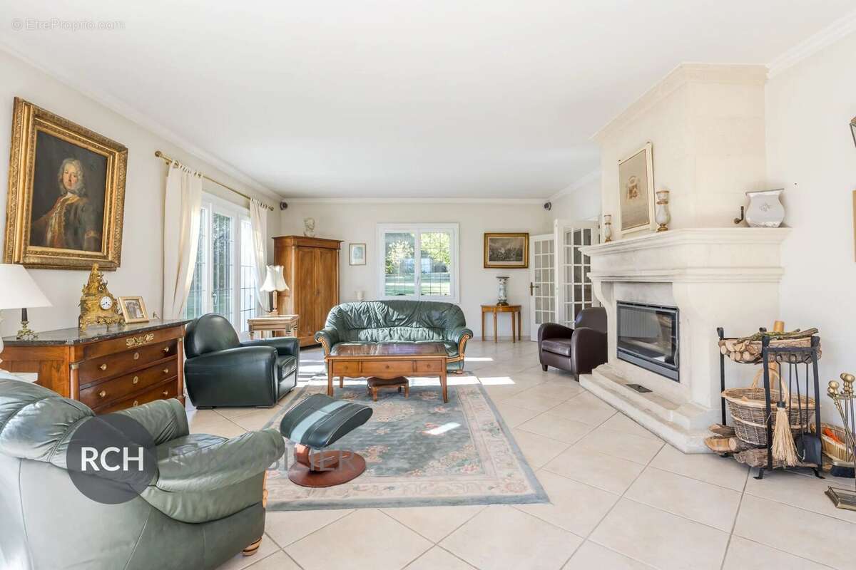 Maison à MONTFORT-L'AMAURY