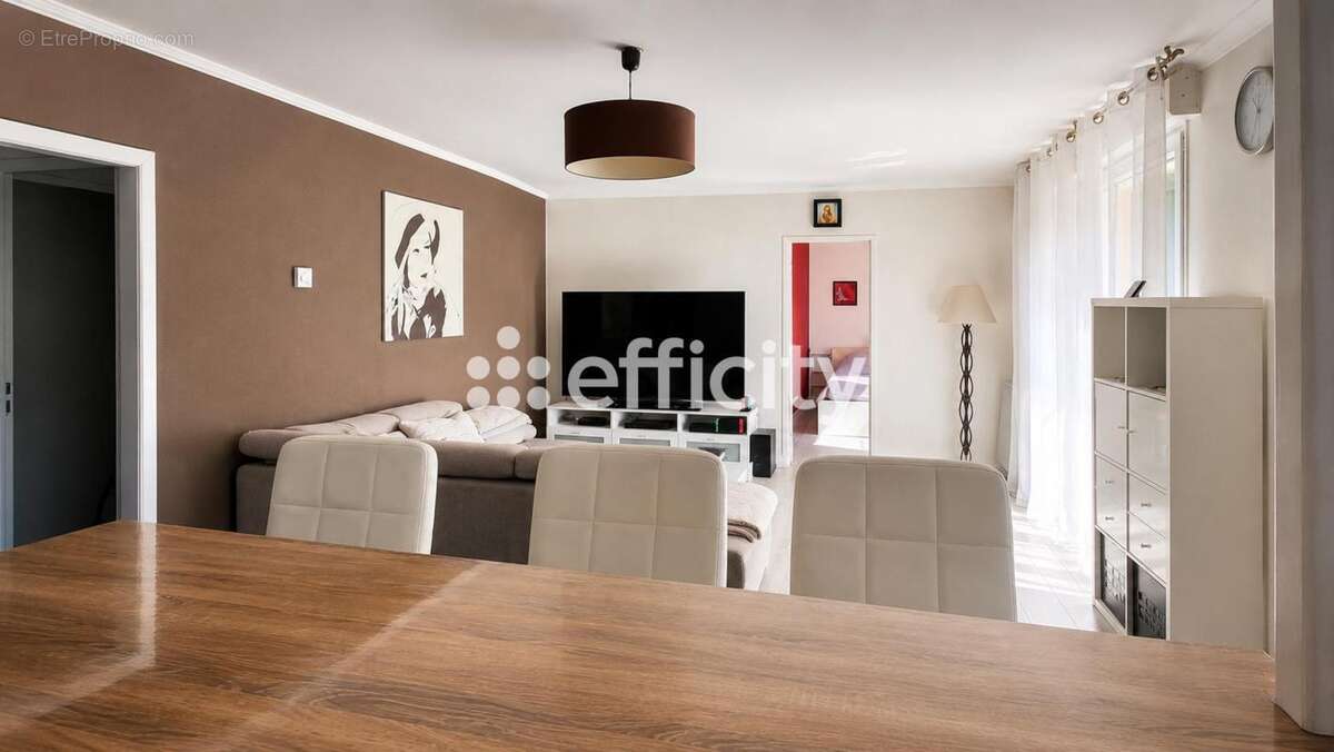 Appartement à MARSEILLE-11E