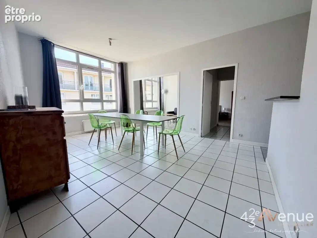 Appartement 3 pièces 68 m² à vendre à Saint-Etienne (42000) - photo 1