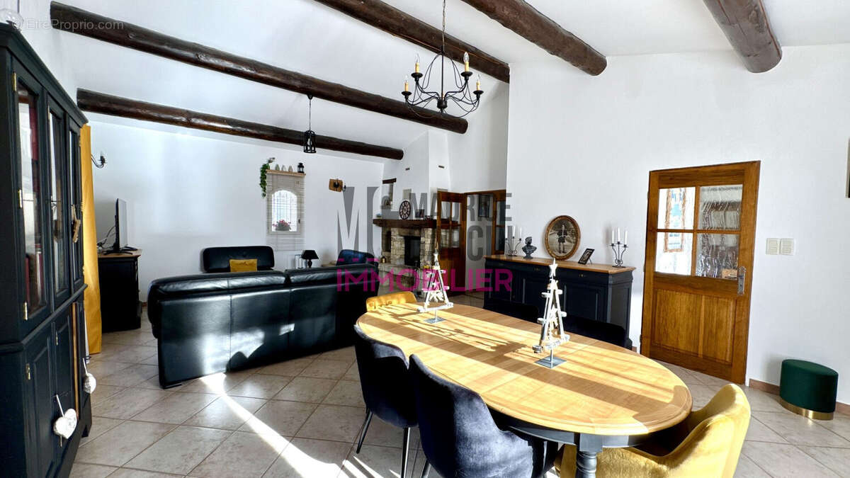 Maison à MALEMORT-DU-COMTAT