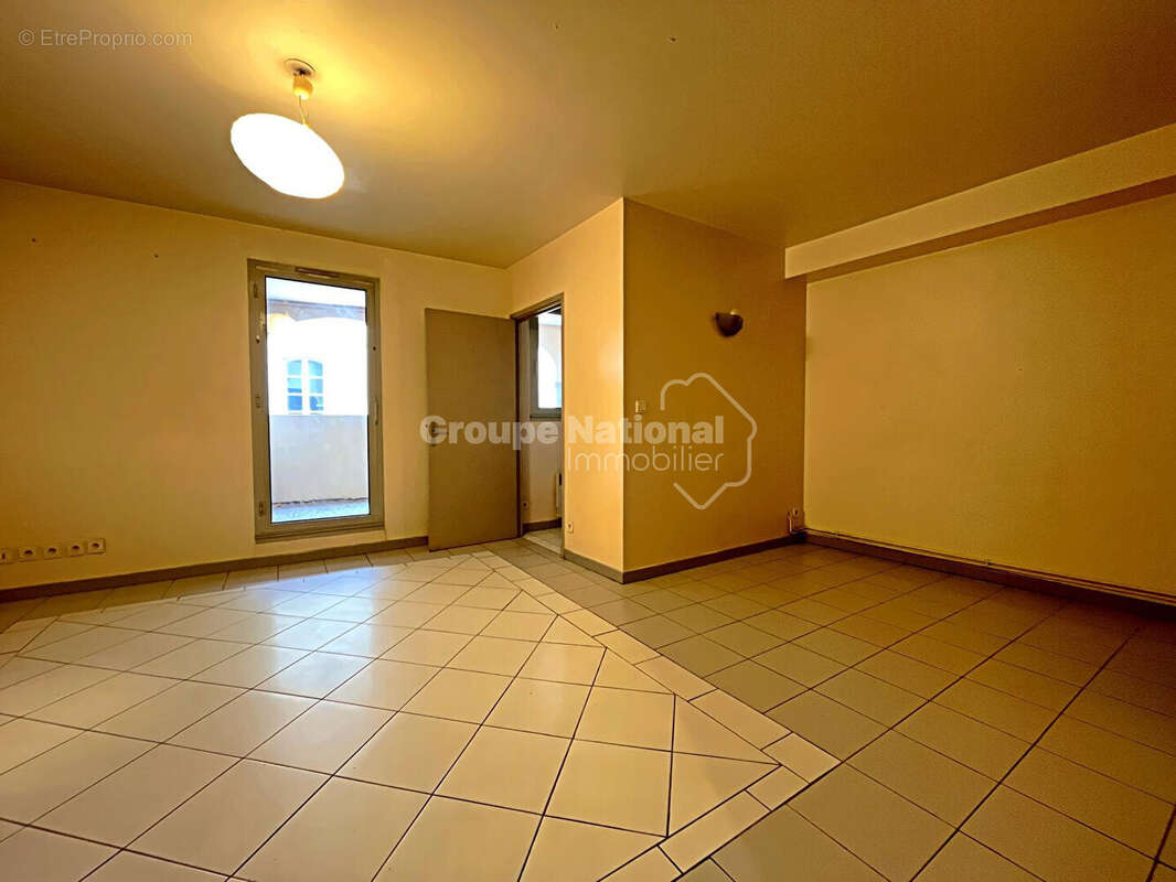 Appartement à ARLES