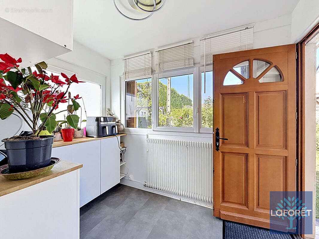 Maison à VIGNEUX-SUR-SEINE